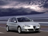 Alfa_Romeo-147_3usi_2004_01.jpg