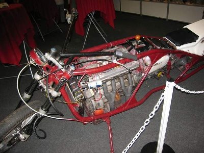 200834233315_moto0[1].jpg