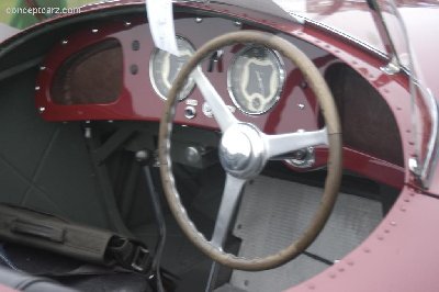 41_Alfa_Romeo_8C_2900_B_Spyder_tv_pbl_0a02.jpg