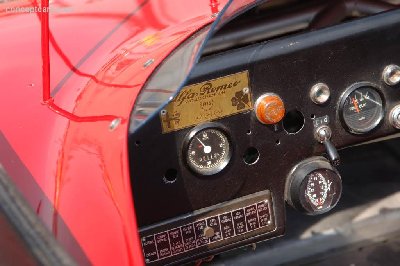72_Alfa_T33-3_Red-181_DV-06-WG_i02.jpg