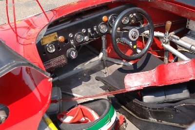 72_Alfa_T33-3_Red-181_DV-06-WG_i01.jpg