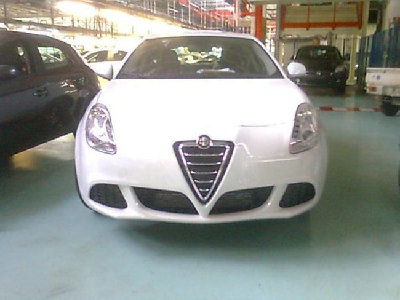 alfa-149-milano-buco-nella-rete_2.jpg