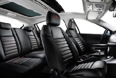 AlfaRomeoGiulietta2010_03.jpg