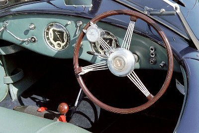 800px-AlfaRomeo1.jpg